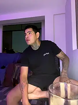 Snapshot of roa_alee chatting on November 16, 2025, 3:44 am roa alee online show from November 16, 2025, 3:44 am