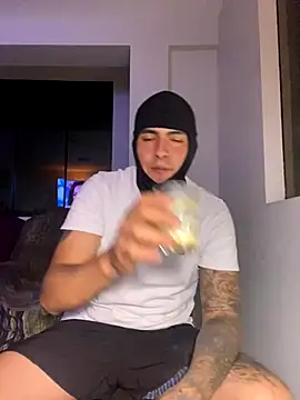 Snapshot of roa_alee chatting on November 12, 2025, 3:10 am roa alee online show from November 12, 2025, 3:10 am