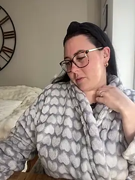 Snapshot of Ruby-Black chatting on March 25, 2026, 9:30 am Ruby-Black online show from March 25, 2026, 9:30 am