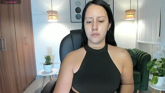 Natasha Kiim  online show from March 1, 2026, 3:28 am