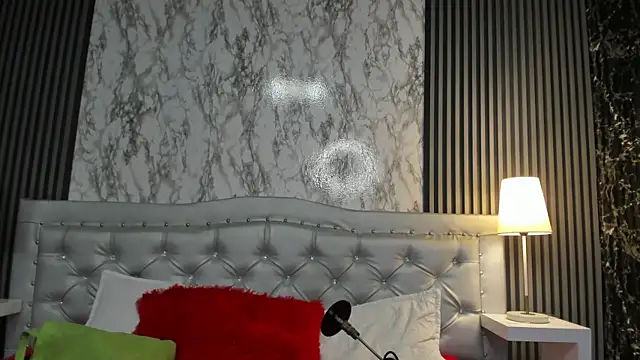 MaraBlake  online show from December 17, 2025, 2:05 am