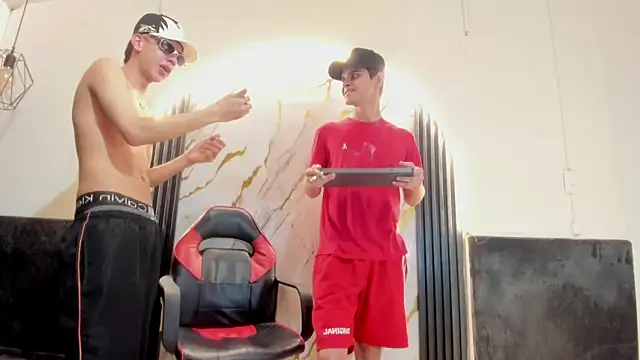 liam coleman25 online show from February 3, 2026, 6:22 am