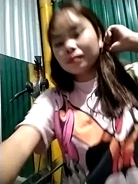 soixam00 online show from October 6, 2025, 1:56 pm