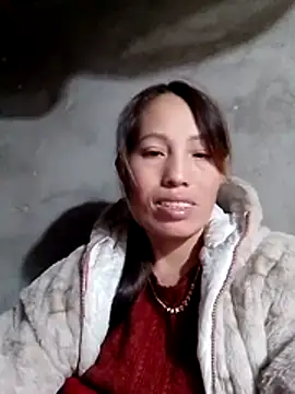 Sera sexy01 online show from November 27, 2025, 9:48 pm