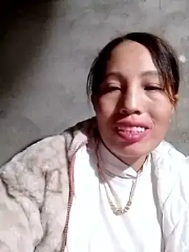 Sera sexy01 online show from November 18, 2025, 6:33 pm