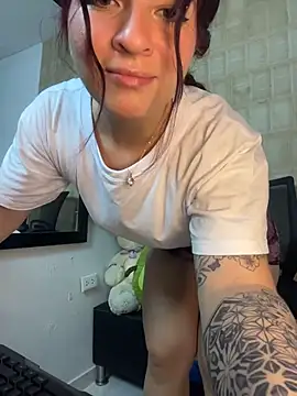 came lia1 online show from October 24, 2025, 2:21 am