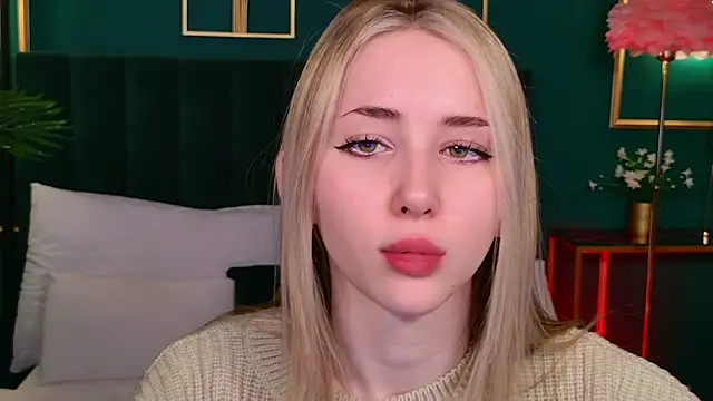 LiraKink online show from November 26, 2025, 3:17 am