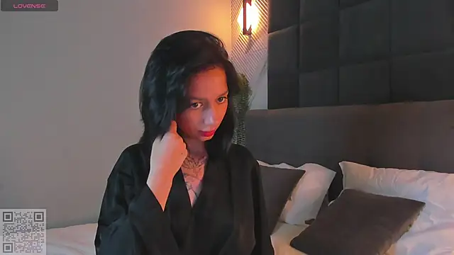 Michelle Murray online show from November 27, 2025, 10:32 pm