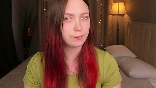 Monica  Queen online show from March 5, 2026, 5:37 am