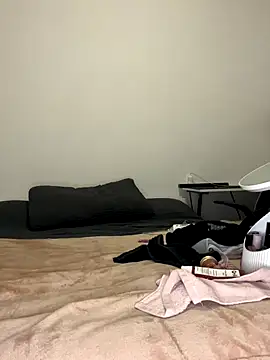 Snapshot of SelenaxMauro420 chatting on September 30, 2025, 6:03 pm SelenaxMauro420 online show from September 30, 2025, 6:03 pm