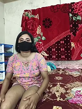 Love Queen11 online show from December 22, 2025, 4:40 pm