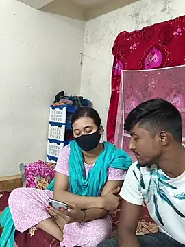 Love Queen11 online show from November 3, 2025, 4:54 pm