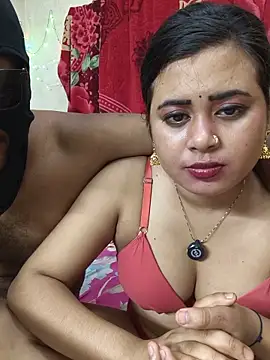 Love Queen11 online show from May 15, 2026, 8:51 pm