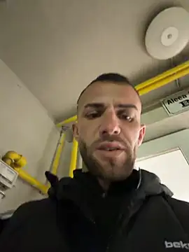 sexyman1936 online show from November 28, 2025, 7:03 pm