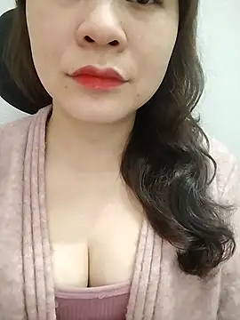 Snapshot of Girl_Shy2000 chatting on February 11, 2026, 3:39 am Girl Shy2000 online show from February 11, 2026, 3:39 am