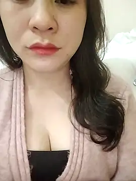 Snapshot of Girl_Shy2000 chatting on January 17, 2026, 1:09 am Girl Shy2000 online show from January 17, 2026, 1:09 am