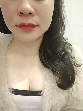 Snapshot of Girl_Shy2000 chatting on February 2, 2026, 1:21 pm Girl Shy2000 online show from February 2, 2026, 1:21 pm