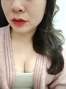 Snapshot of Girl_Shy2000 chatting on February 9, 2026, 1:53 pm Girl Shy2000 online show from February 9, 2026, 1:53 pm