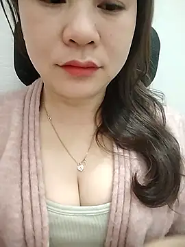 Snapshot of Girl_Shy2000 chatting on February 27, 2026, 11:48 pm Girl Shy2000 online show from February 27, 2026, 11:48 pm