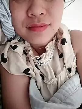 Girl Shy2000 online show from November 14, 2025, 5:00 am