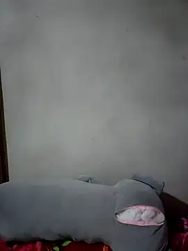 Snapshot of Meoweo_23 chatting on October 8, 2025, 9:15 pm Meoweo 23 online show from October 8, 2025, 9:15 pm