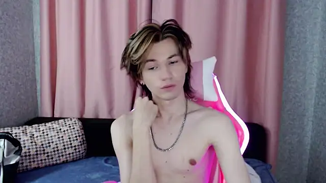 evan reinhart online show from October 1, 2025, 1:55 am