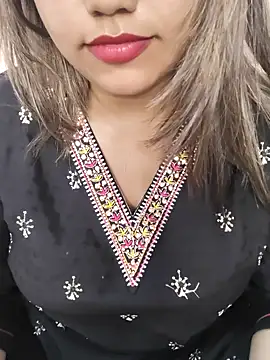 Miss Rose   online show from November 2, 2025, 6:07 am