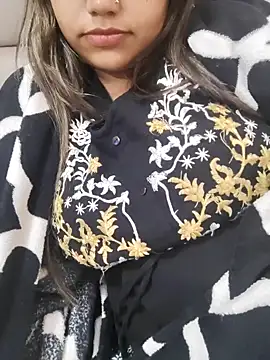 Miss Rose   online show from November 8, 2025, 6:00 pm