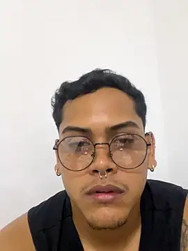 AaronMars  online show from October 10, 2025, 11:16 pm
