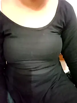 Minakshi 677 online show from October 19, 2025, 5:10 am