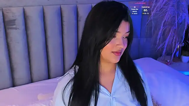 EmmaBlossom online show from September 27, 2025, 7:20 pm