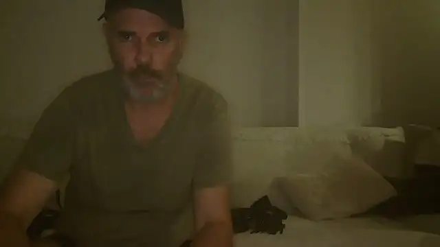 Young Arab and Gay Daddy online show from October 13, 2025, 5:14 pm