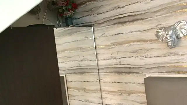 Lovers 21 online show from December 19, 2025, 3:32 am