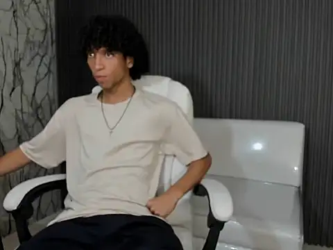 xion ez online show from November 10, 2025, 8:36 pm