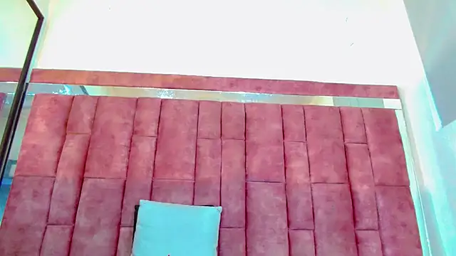 katherine x1 online show from November 25, 2025, 4:13 am