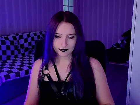 violet-siren-x online show from June 3, 2026, 1:01 pm