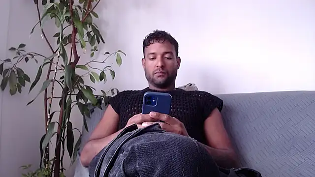 Snapshot of Orlando_horny chatting on September 27, 2025, 3:18 pm Orlando horny online show from September 27, 2025, 3:18 pm