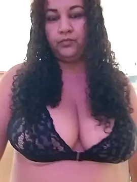 MEYBELLATINA online show from November 22, 2025, 11:03 pm