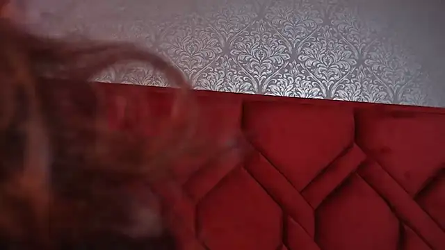 sophie blaake online show from November 22, 2025, 3:16 am