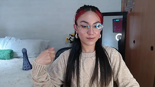 Amy66 online show from May 27, 2026, 7:21 pm