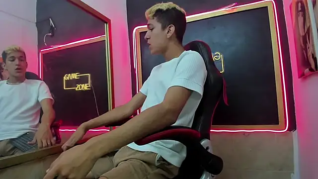 Stiben boy online show from September 30, 2025, 7:20 pm