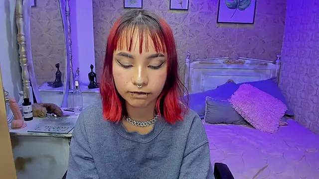 Megane whitte online show from January 8, 2026, 3:12 am