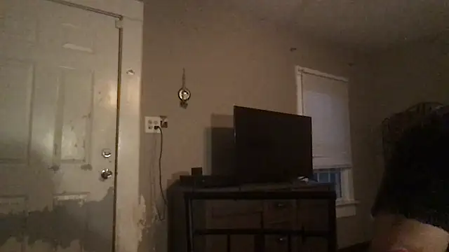 Snapshot of ibanezman4life chatting on November 5, 2025, 11:30 pm ibanezman4life online show from November 5, 2025, 11:30 pm