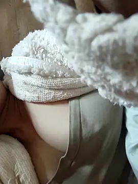 Paul-paul11 online show from December 5, 2025, 2:32 am