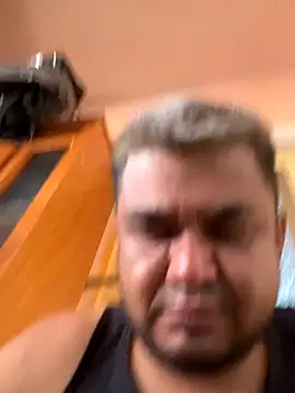 Sk3m veryhot online show from December 2, 2025, 4:09 pm