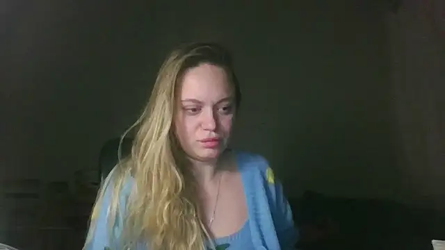 Cynoraye online show from February 15, 2026, 11:25 pm