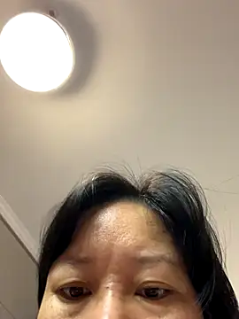 Snapshot of POS001 chatting on October 23, 2025, 9:57 pm POS001 online show from October 23, 2025, 9:57 pm