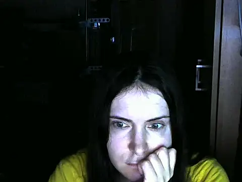 Snapshot of Jarivane chatting on March 3, 2026, 7:32 pm Jarivane online show from March 3, 2026, 7:32 pm