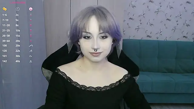 LeisaHopperstad online show from May 30, 2026, 12:55 pm