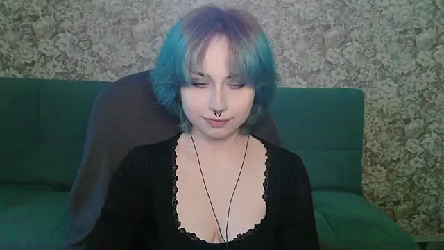 LeisaHopperstad online show from April 2, 2026, 2:24 pm